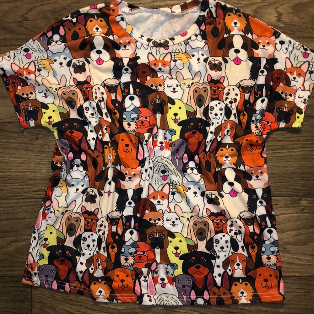 Dog print tee. NWOT